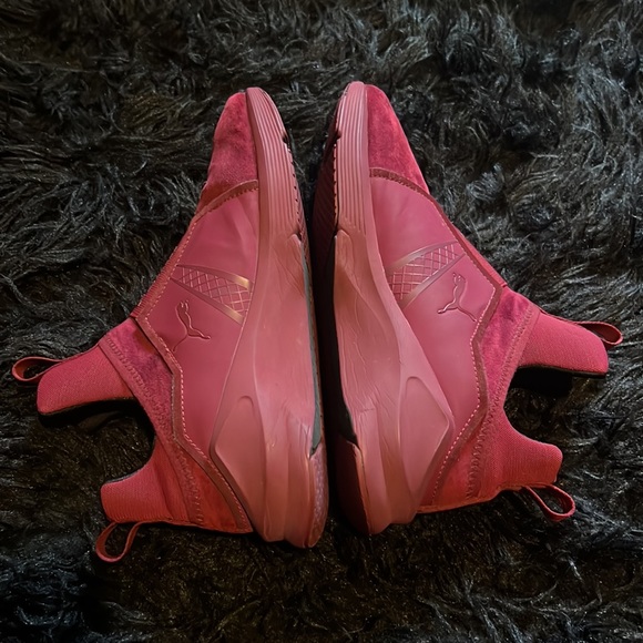 PUMA Fierce Velvet Cordovan sz 6.5 - Picture 4 of 5